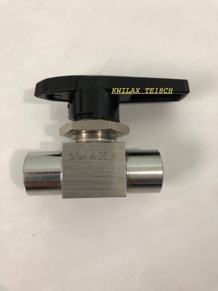 SS-43F4 BALL VALVE